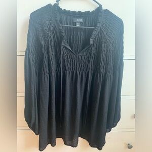 a.n.a Black Puckered Long Sleeve V-neck Blouse. Size XL